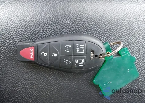 2014 Chrysler Town & Country Touring-L from USA, damaged, VIN 2C4RC1CG5ER298006